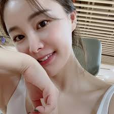 Best life? to eat what I like, go where I want, be with people I love, and  stay present in every moment 💚 #qualityoverquantity