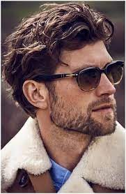 Ve Curly Thin Hair Try A Lob With Blunt Ends Styles In Loose Waves Which Are Flattened Toward The Latest Men Hairstyles Mens Hairstyles Medium Curly Hair Men