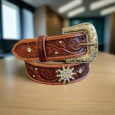 Women's Full Grain Leather Belt with Ornamental Stud Pattern - Boutique of  Leathers/Open Road