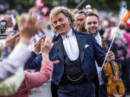 Regaled by admirers, reviled by critics: A glimpse inside the André Rieu  musical extravaganza – The Irish Times
