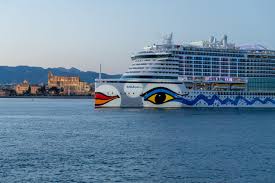 Diese gruppe dient dem austausch aller infos zum neuen schiff aidaperla. Aidaperla Das Mittelmeer Hat Eine Neue Perle Und Die Aida Familie Ein Neues Lacheln Kreuzfahrt Kreuzfahrtschiff Aida Flotte