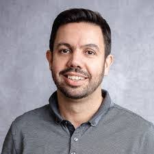 Kara Reavis's Instagram, Twitter & Facebook