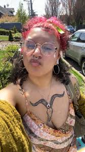 Wealth and Membership in White Lodge Society