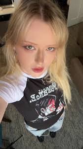 Devin Hoffman's Instagram, Twitter & Facebook