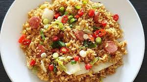 Penggemar makanan pedas boleh cuba resipi nasi goreng sotong yang ringkas. Resep Nasi Goreng Sosis Pedas Menu Praktis Dan Enak Buat Sarapan Di Rumah Tribun Travel