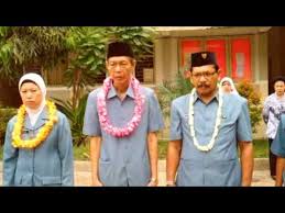 Jika anda berjalan jalan sepanjang hang tuah, hang lekir, senopati, ciranjang, cikajang, anda akan melihat. Hari Guru 2012 Smk Hang Tuah 2 Jakarta Youtube