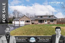 🔥JUST LISTED!🔥 Spacious family home! 📍 388 BALMY BEACH Road, Georgian  Bluffs 🛏 5 Bedrooms 🛁 4 Bathrooms 🏠 3,094 sqft 🌳 Step outside to a  tranquil backyard oasis, featuring a composite