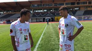 Wofür stehen die sterne auf dem trikot? Dezent Ist Anders Wac Trikot Mit Sponsoren Logos Ubersat Fussball News Sky Sport