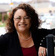 5 Missouri and Iowa Homes Offering Spacious Living and Scenic Surroundings 