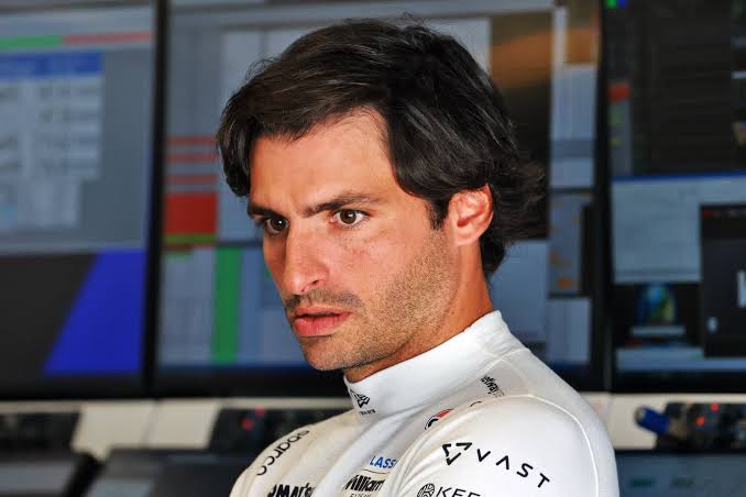 Impossible to avoid" - Carlos Sainz reveals cause of Oscar Piastri clash in  Hungary GP | Crash.net