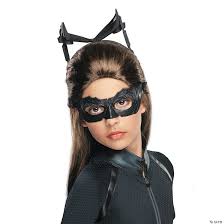 She later returns as a playable character in batman: Girl S Batman The Dark Knight Rises Catwoman Wig Oriental Trading