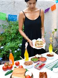 Obviously, like when you're making regular hot dogs, you just make as many as you want. How To Make Spicy Mexican Hot Dogs At Home Orange County Guide By Living Mi Vida Loca