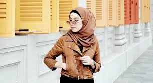 Ketika tidur, perhatikan apakah muka anda menghadapa ke selatan. Kajian Menunjukkan 7 Sebab Kenapa Wanita Pendek Lebih Menjadi Pilihan Lelaki