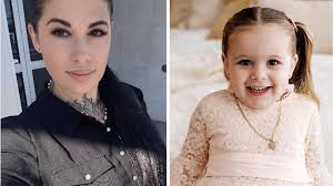 Hero' tradies rescue woman from house fire in Seaton, Adelaide