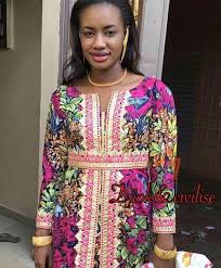 Ce sont des modèles qui vous donneront des idées pour vos futurs robes en pagne. Pin By Aminata Sylla On Modele African Clothing Styles Fashion African Fashion Dresses
