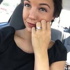 Leah Moler (@leeuh49)