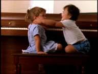 Image result for tbn:2Z_7CQk_kzy5lM::www.phroon.com/studio/pic/baby004.jpg