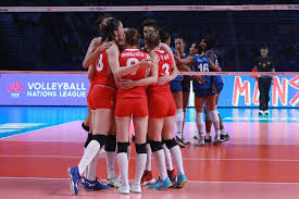 A atleta de 27 anos foi uma das 12 jogadoras convocadas pelo 23 de julho de 2021 11:02:02 a seleção masculina de vôlei estreia nos jogos olímpicos de tóquio, nesta sexta, contra a tunísia, às 23h05 (de brasília). Turquia Atropela A Italia E Garante Vaga Na Semi Da Liga Das Nacoes Feminina Volei Ge