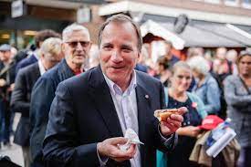 Partiordförande för socialdemokraterna och sveriges statsminister. Vad Vill Du Ha En Korv Med Brod Och Socialdemokraterna Facebook