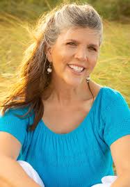 Your Amazing Itty Bitty® Health and Wellness Experts Compilation Book