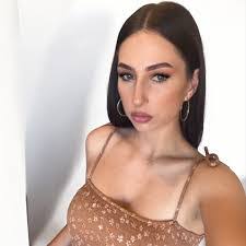 Elijah Ruben's Instagram, Twitter & Facebook