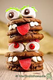 Cookie Spookies Backrezept Fuer Whoopies Kekse Halloween Lebensmittel Halloween Desserts Kuchen Dekorieren