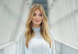 Choć nadal próbują ukrywać swoje uczucia, to paparazzim udało się. Marcelina Zawadzka Z Zarzutami W Tle Miedzynarodowa Mafia Nowe Ustalenia Super Express Wiadomosci Polityka Sport