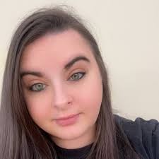 I love tattoos and trying to love the gym more. Trying to find a decent  priced one is difficult 😭