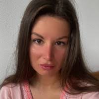 Diana Ebel's Instagram, Twitter & Facebook