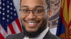 Jed Lyons's Instagram, Twitter & Facebook