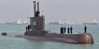 Indonesian officials say debris from a missing submarine was found after the vessel sank as hopes of rescuing 53 indonesia earlier considered the submarine that disappeared off bali as just missing. Yampmezvwo1zcm