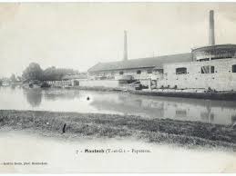 The canal du midi is a 240 km (150 mi) long canal in southern france (french: La Pente D Eau De Montech Site Officiel Du Tourisme En Tarn Et Garonne