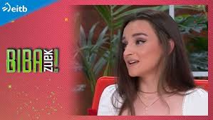 María Redondo también APUESTA POR LA PÚBLICA 11