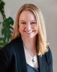 Ginger Davidson's Instagram, Twitter & Facebook