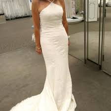 Black And White Wedding Dresses David S Bridal White By Vera Wang Halter Sheath Wedding Dress David S Bridal Best Wedding Dresses Trendy Wedding Dresses Wedding Dresses