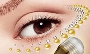 Une Astuce Naturelle Pour Enlever Les Cernes Sous Les Yeux Naturellement Enlever Les Cernes Cernes Sous Les Yeux Cernes