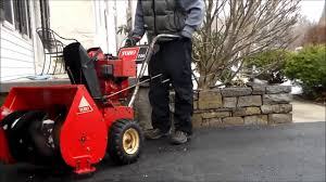 Features available on a toro 6000 powermax snowblower: 1980 Toro 724 Tecumseh H70 Rebuild Youtube