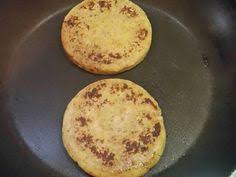 Arepa De Platano Maduro Con Harina De Avena Y Linaza Receta De Andrea Ortega Boscan Receta Arepas De Platano Maduro Desayuno Con Platano Arepas