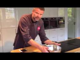 So wird er unglaublich schokoladig und saftig! Mein Kuchen Tipp Kuverture Richtig Schmelzen Youtube