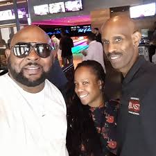 Good times with longtime friends. Mr. Louis "LC" Connor, Jr. (pictured  left) was our Program Director at KCEP-FM a non-commercial radio station  during the late 90's when I arrived in Las Vegas.