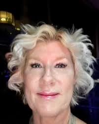 Fiona Macfarlane, Agent at Seacret Direct