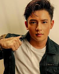 Biodata Randy Martin dan Fakta Menarik Artis Ganteng Ini!