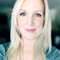 Sarah Lakin's Instagram, Twitter & Facebook