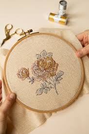 Unlike chevron, flame stitch's zigs and zags are usually thin and can vary in height. 14 Ct Metallic Aida Fabric Cross Stitch Cross Stitch Cross Stitch Designs Cross Stitch Embroidery