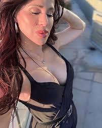 Getting my glow on!💁🏻‍♀️