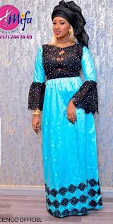 Acheter 2019 femmes vetements africains bazin femme robe nouveau. Femme Model Bazin Robe 2019 Fanta Sanogo Mode Africaine Robe Robe Africaine Decouvrez La Robe Femme Ronde Sous Toutes Ses Formes