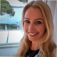 Shannon Bergstrom's Instagram, Twitter & Facebook