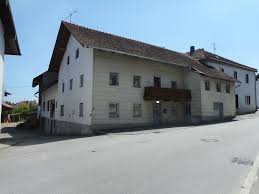 Der durchschnittliche kaufpreis in hengersberg beträgt 1.852 € pro quadratmeter. Haus Zum Verkauf 94491 Hengersberg Schwanenkirchen Hengersberg Mapio Net