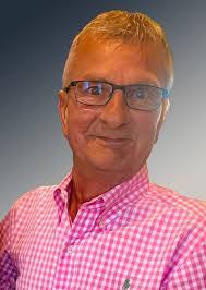 Dena Mathias's Instagram, Twitter & Facebook