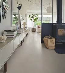 Los suelos vinílicos o de pvc son productos sintéticos, no es madera ni nada parecido. Suelos De Vinilo O Pvc Decorativos Resistentes Y Faciles De Instalar